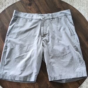 Travis Mathew Gray Flat Front Shorts Lightweight Casual
